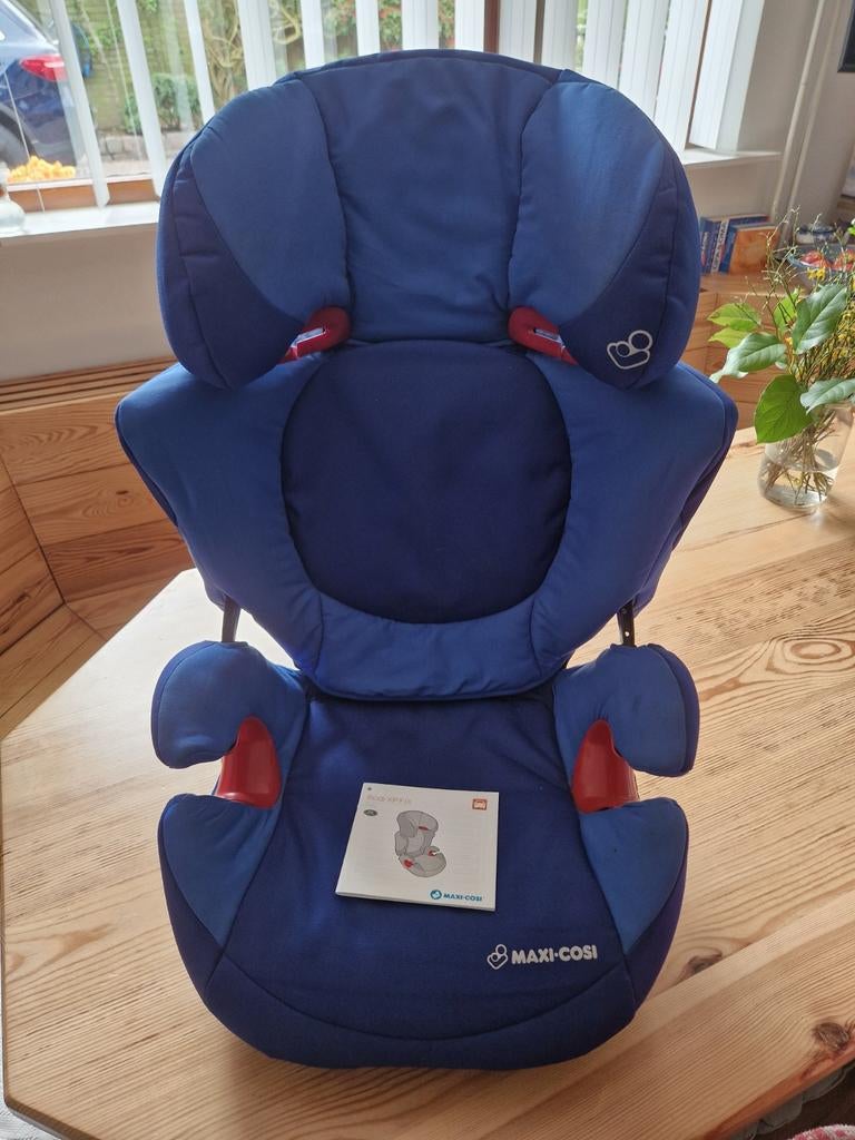 Maxi Cosy kinder autostoel., 15 t/m 36 kg, Ophalen of Verzenden, Zo goed als nieuw, Isofix