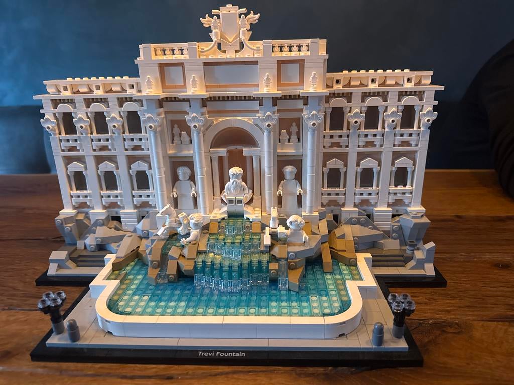 Lego Creator Expert Trevifontein (21020) compleet, Kinderen en Baby's, Speelgoed | Duplo en Lego, Zo goed als nieuw, Lego, Complete set