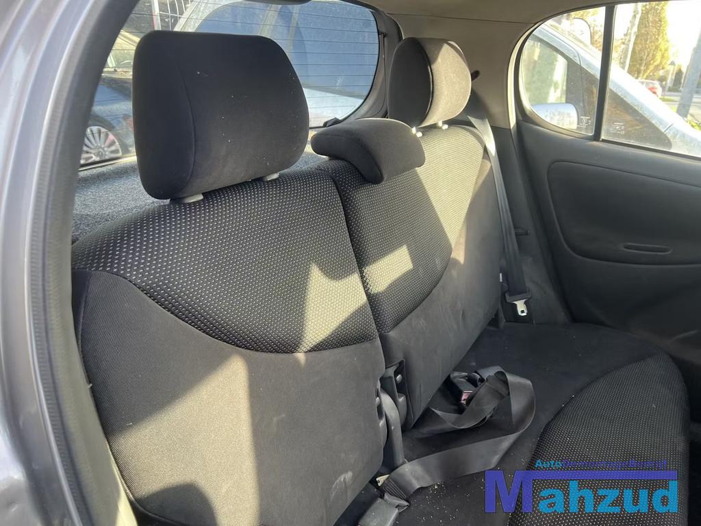 TOYOTA YARIS P1 stoel achterbank interieur 1999-2004, Auto-onderdelen, Interieur en Bekleding, Info@toyota.co.jp, Gebruikt, Toyota Motor Corporation