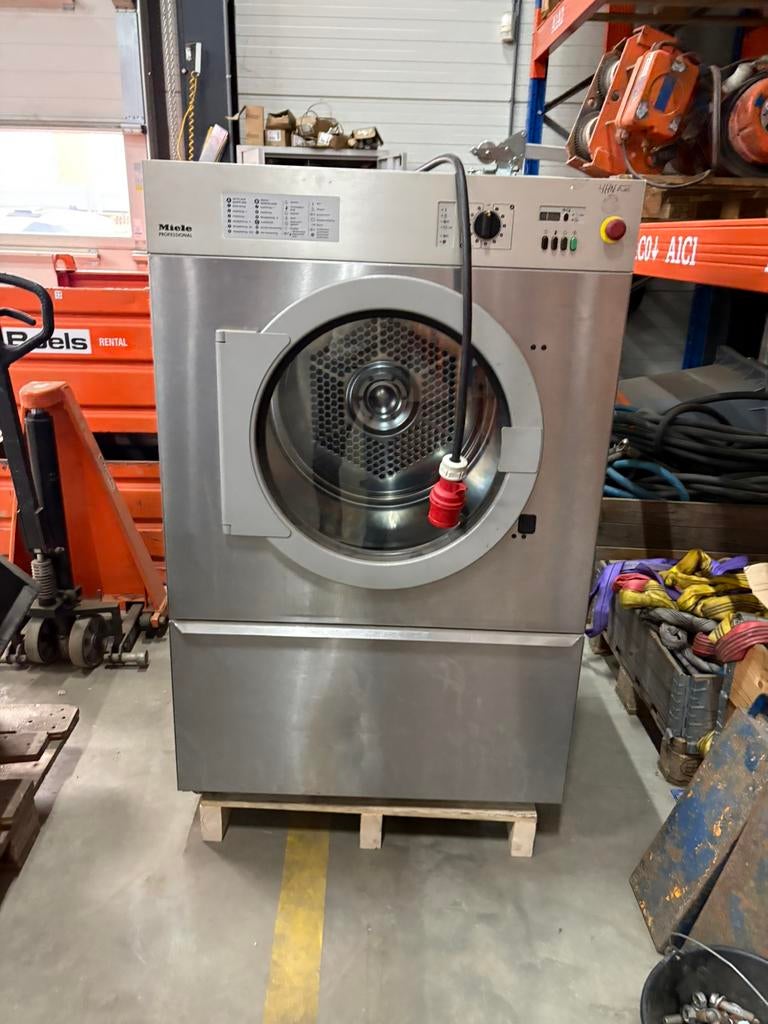 Industriële wasdroger, Witgoed en Apparatuur, Ophalen, 1200 tot 1600 toeren