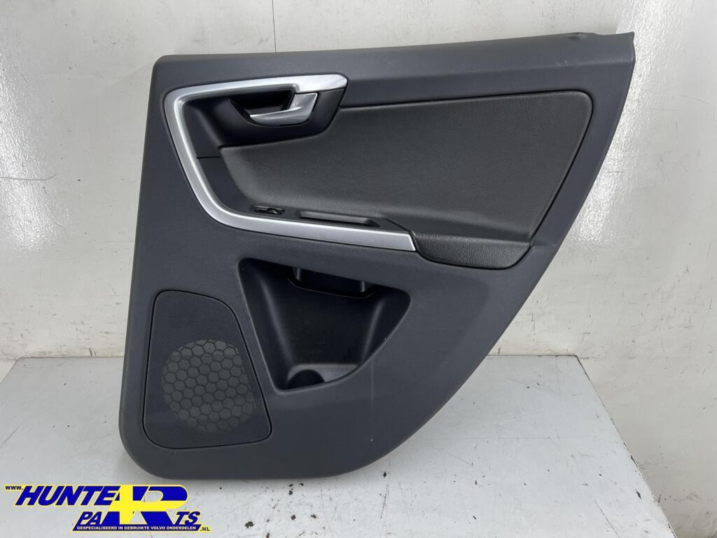 Portierbekleding RA zwart Volvo XC60 I ('08->), Gebruikt, Ophalen of Verzenden, Volvo, Volvo