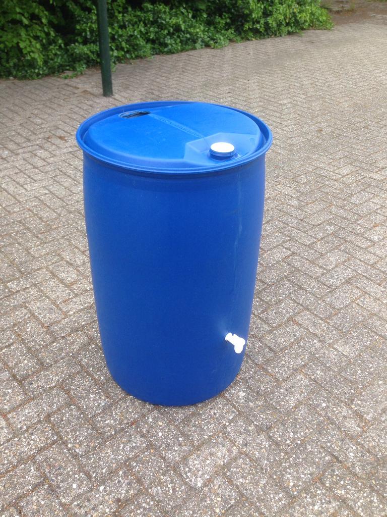 Regenton met kraantje, Tuin en Terras, Regentonnen, Kunststof, Met kraantje, 150 liter of meer, Ophalen of Verzenden