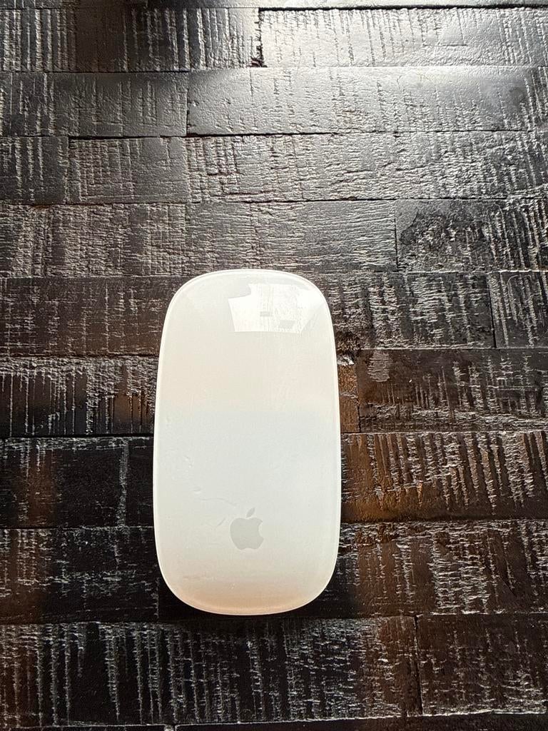 Apple Magic Mouse, Ophalen of Verzenden, Gebruikt, Draadloos, Muis