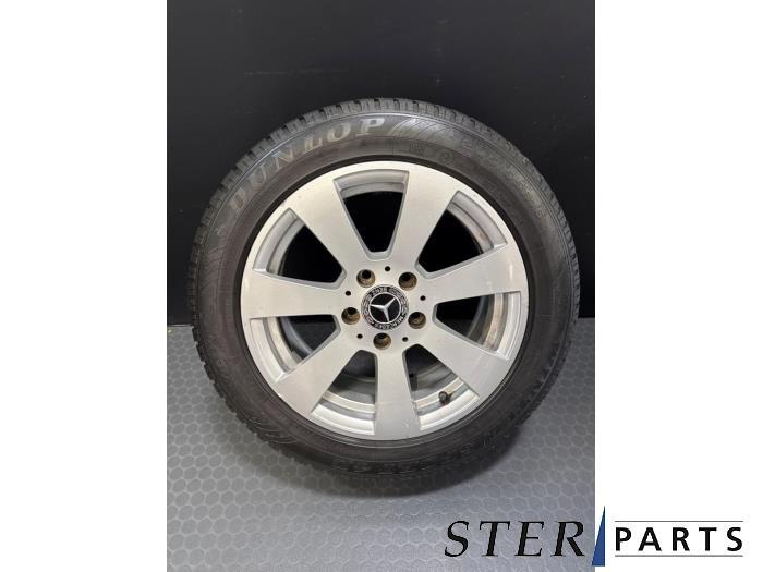 Velgen set + banden van een Mercedes C-Klasse, Gebruikt, -, -, Ophalen of Verzenden