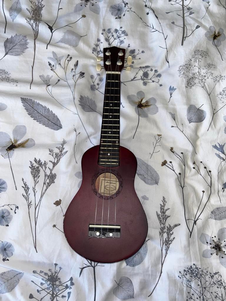 Mooie rode ukelele, zo goed als nieuw, Ophalen of Verzenden, Zo goed als nieuw, Ukelele