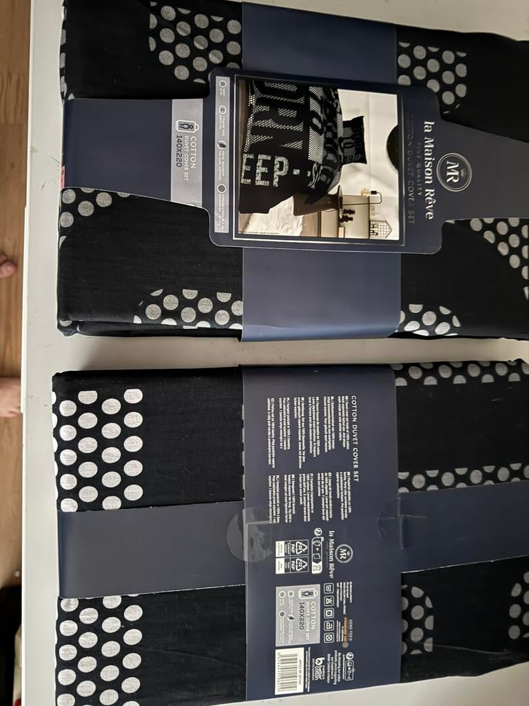 2 nieuwe dekbedovertrekken, Telecommunicatie, Telefooncentrales, Ophalen, Zo goed als nieuw