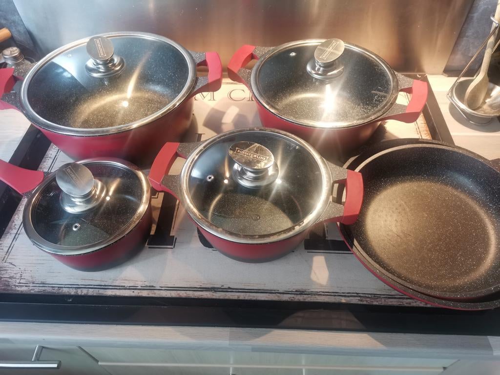 Pannenset met koekenpannen en kookpannen, Ophalen of Verzenden, Gietijzer, Pannenset