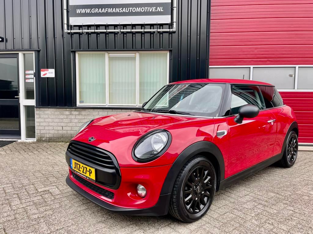 Mini Cooper 3 deurs 2019, airco, blackline, 1 JAAR GARANTIE, Auto's, Voorwielaandrijving, Stof, USB, 4 stoelen