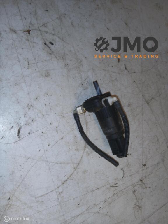 Ruitensproeierpomp voor VW Golf VI 2008-2013  1K6955651, Gebruikt, Volkswagen, Ophalen of Verzenden, Volkswagen