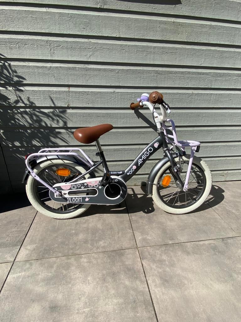 16 inch meisjes fiets met spuitbus aangebroken fiets lak, Fietsen en Brommers, Fietsen | Kinderfietsjes, Gebruikt, 16 tot 20 inch