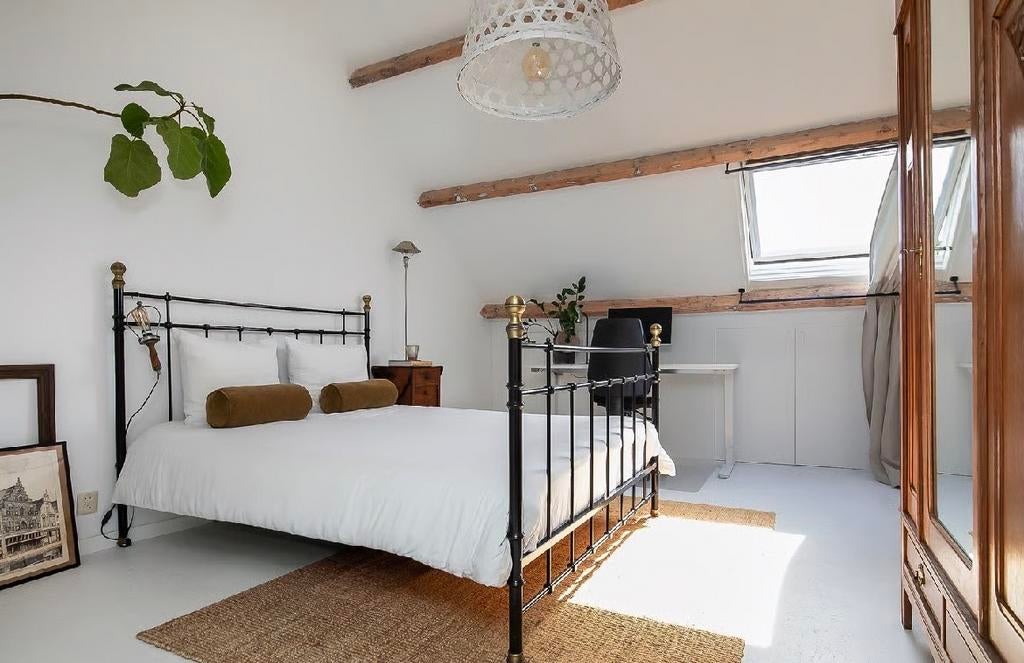 Bed met lattenbodem, 160 cm, Ophalen, Gebruikt, Zwart, Tweepersoons