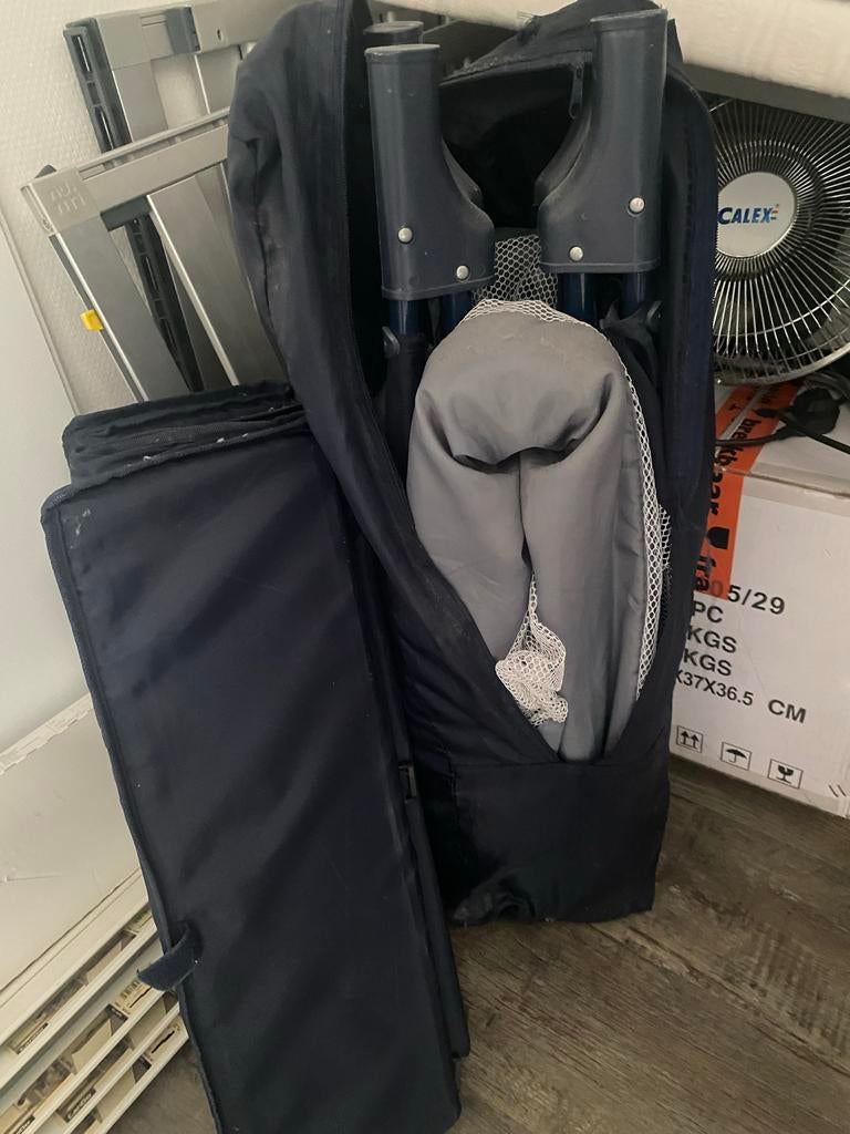 Campingbedje met matras - Handig en Compact, Gebruikt, 70 tot 85 cm, Matras, 140 tot 160 cm