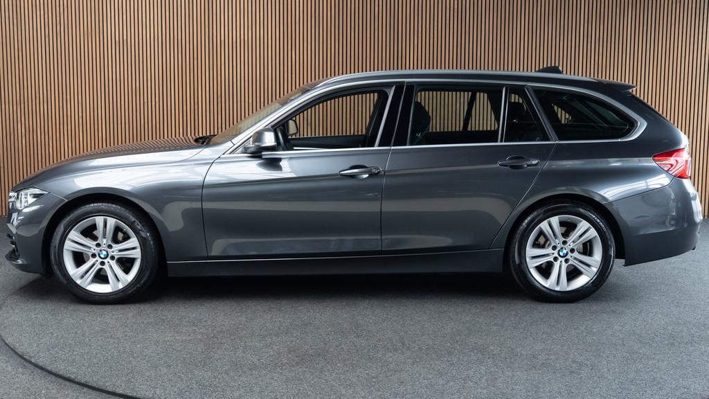 BMW 3 Serie Touring 320i Navi Climate PDC Cruise Sportstoel., Auto's, Automaat, 1998 cc, 4 cilinders, Origineel Nederlands