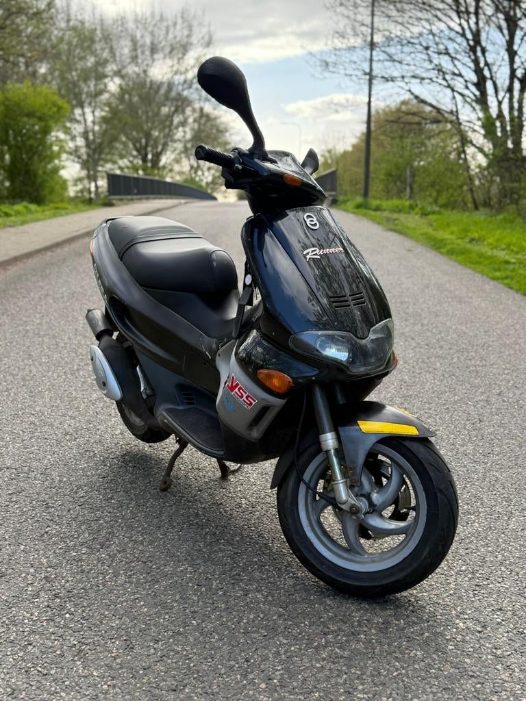 Gilera Runner DD 70cc polini  2e eigenaar, Fietsen en Brommers, Scooters | Piaggio, Ophalen, Gebruikt, Tweetakt, Overige modellen