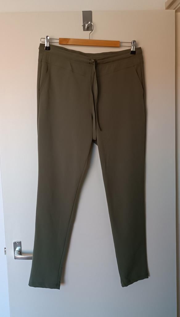 Nieuw! Army groene travelbroek Enjoy, maat L (40), Kleding | Dames, Maat 38/40 (M), Enjoy, Nieuw, Ophalen of Verzenden