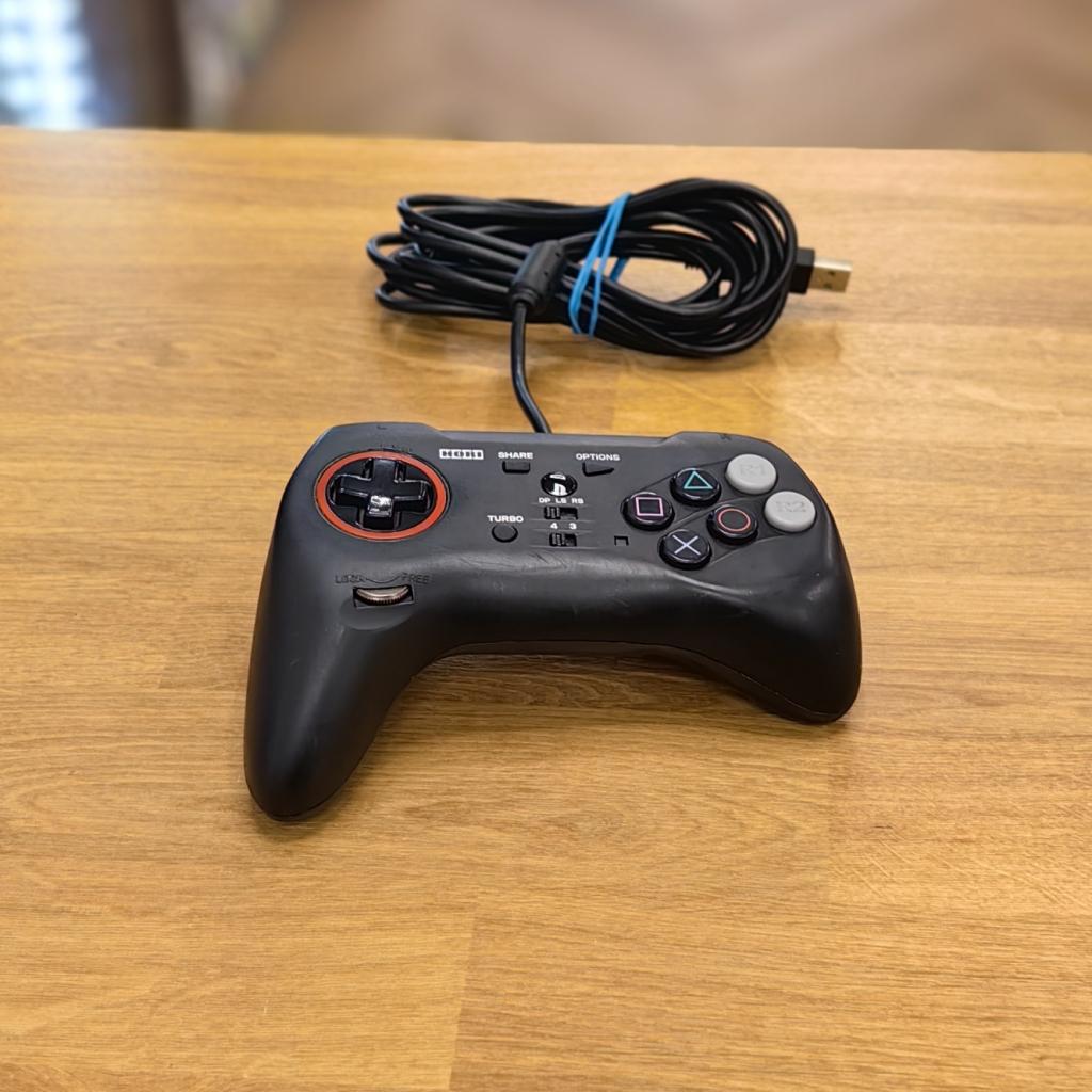 Hori PS4 Controller - In Goede Staat, Hori, Zo goed als nieuw, Info@hori.jp, HORI Co., Ltd.
4-12-15 Taihei, Sumida City
Tokyo 130-0012
Japan