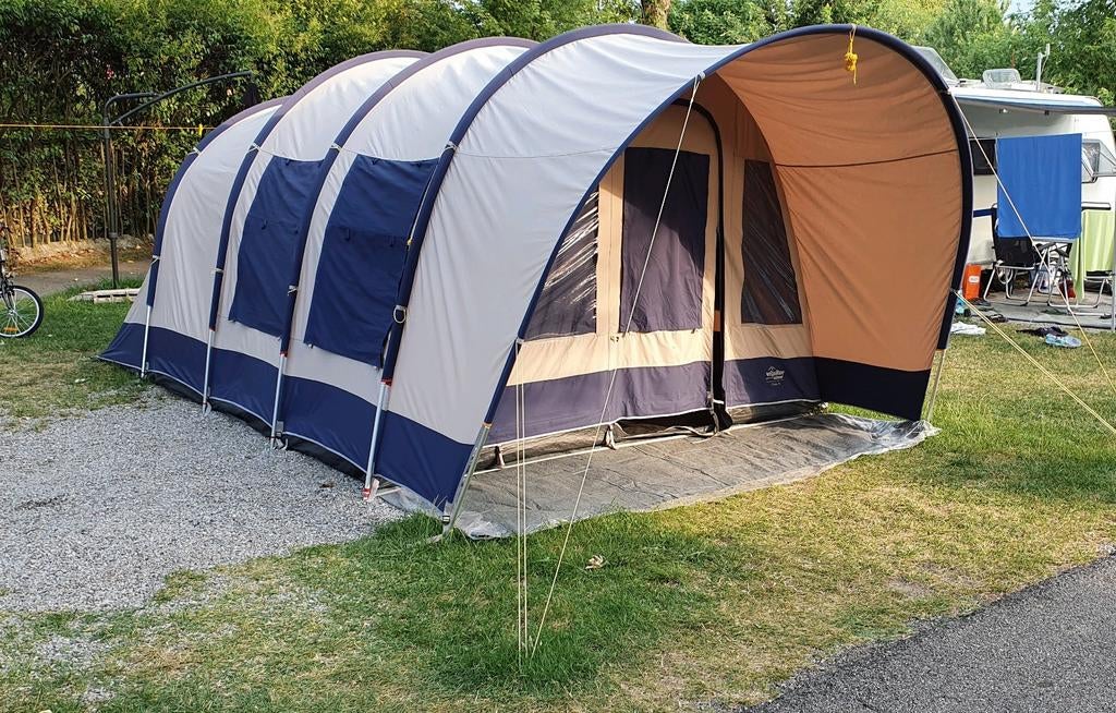 Vrijbuiter Cedar tunneltent, Caravans en Kamperen, Tenten, Ophalen, Gebruikt, Tot en met 5