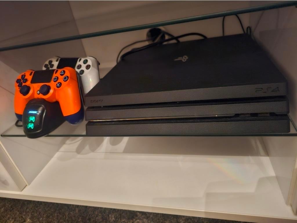 PlayStation 4 Pro 1TB complete set, Spelcomputers en Games, Ophalen of Verzenden