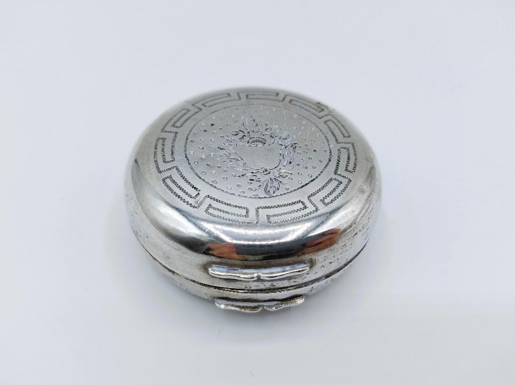 Zilveren pepermuntdoosje, J. van Geelen, Schoonhoven, 1869, Verzenden, Zilver