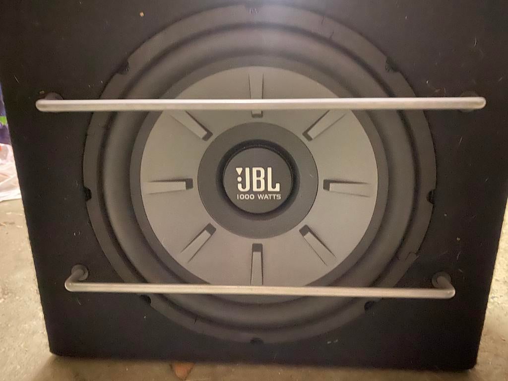 JBL subwoofer inclusief versterker, Ophalen, Zo goed als nieuw