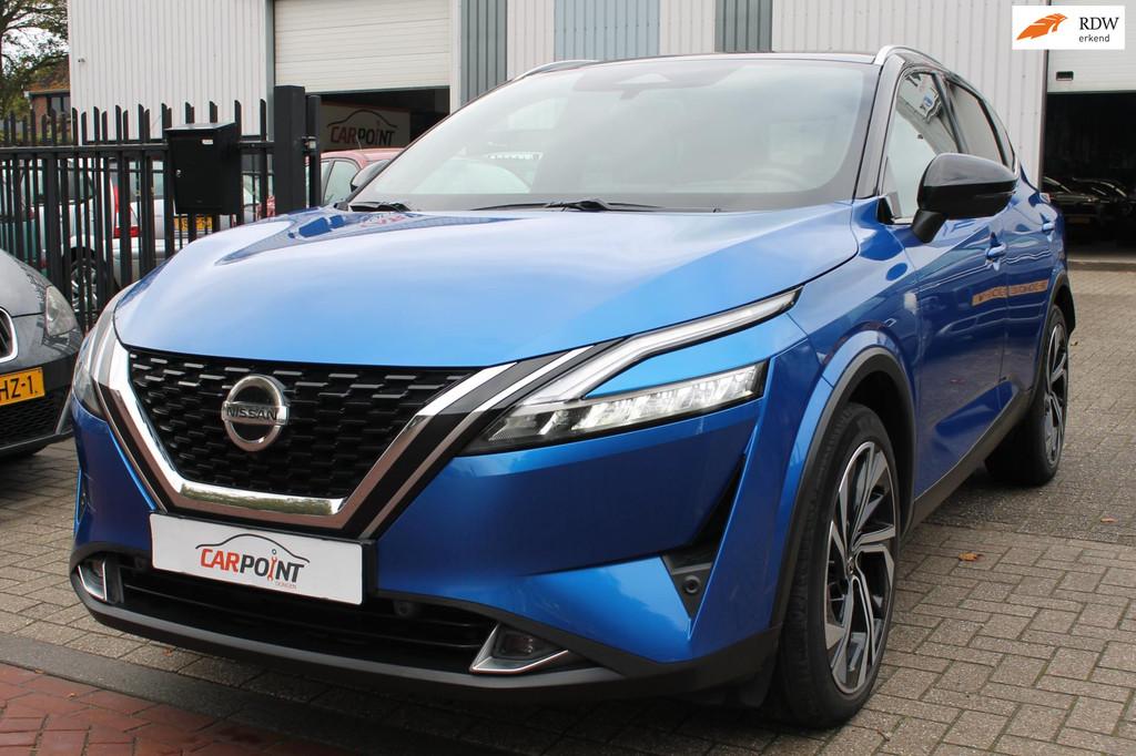 Nissan Qashqai 1.3 MHEV Tekna Plus 360 ACC Pano Massage, Gebruikt, Zwart, 4 cilinders, Blauw