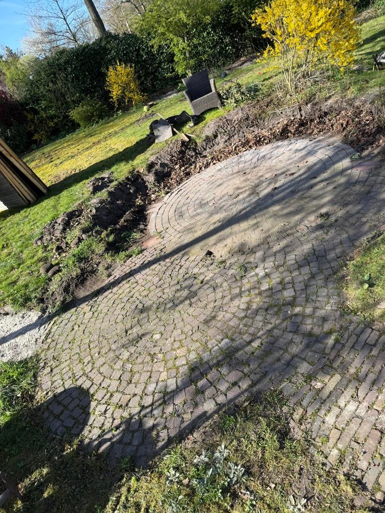 Twee ronde terrasjes, Tuin en Terras, Ophalen