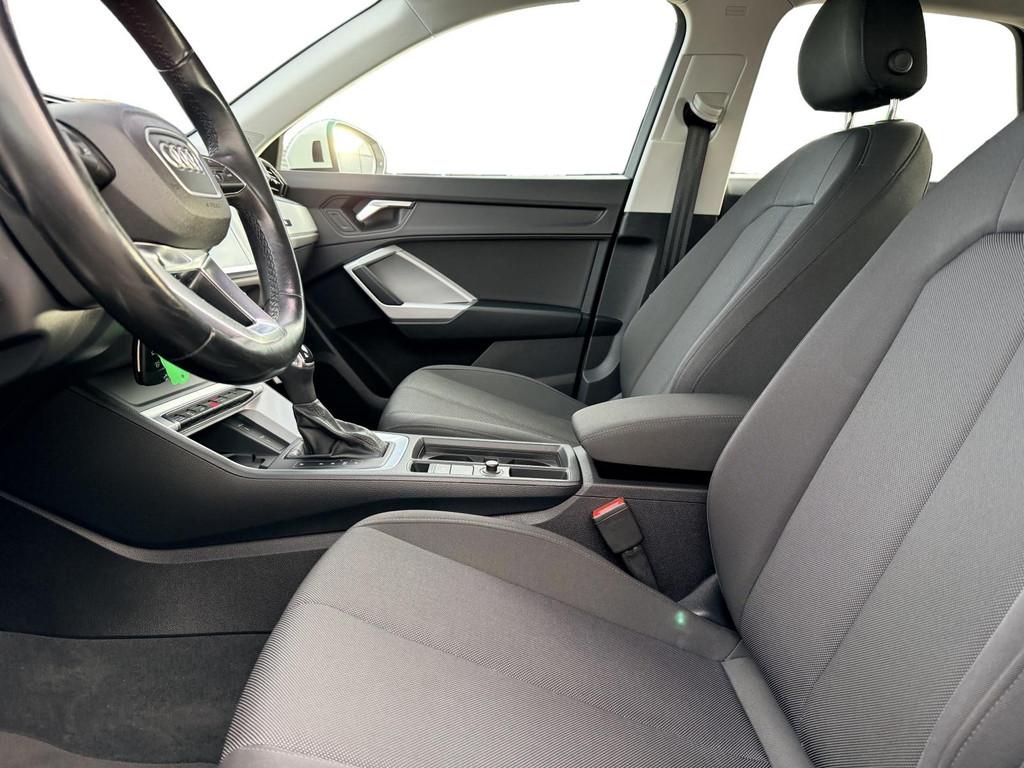 Audi Q3 45 TFSI e S edition | All-in prijs incl. 12 mnd BOVA, 12 maanden, Gebruikt, Leder en Stof, Wit