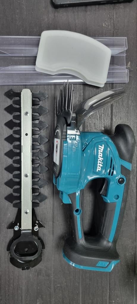 Makita DUM111 heggenschaar 18v, Decoupeerzaag, Nieuw, Ophalen of Verzenden, 30 tot 70 mm