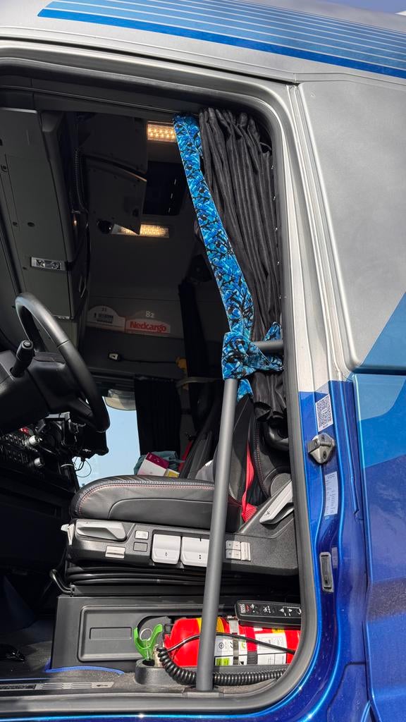 Zwarte gordijnen met blauwe pluche rand en voorraamband, Ophalen, Gebruikt, Renault, Interieur en Bekleding