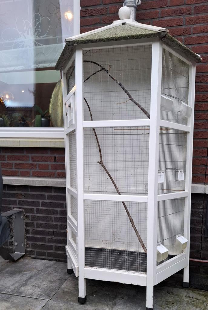 Volière, Ophalen, Hout, Volière