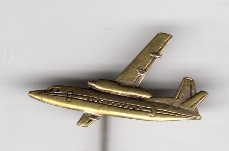 Speldje VLIEGTUIG FOKKER F27 (A8), Ophalen of Verzenden, Gebruikt, Overige onderwerpen