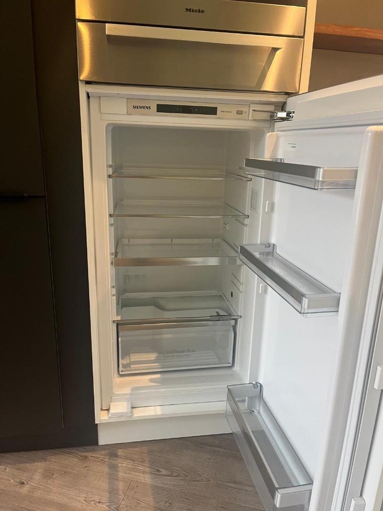 Inbouw koelkast Siemens 102cm deur op deur, 100 tot 150 liter, 45 tot 60 cm, Ophalen, 85 tot 120 cm