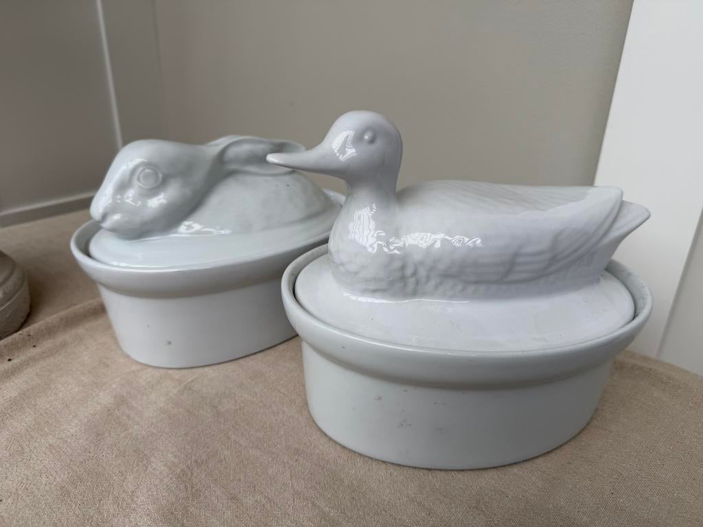 Patéschalen van konijn en eend porselein, Ophalen of Verzenden