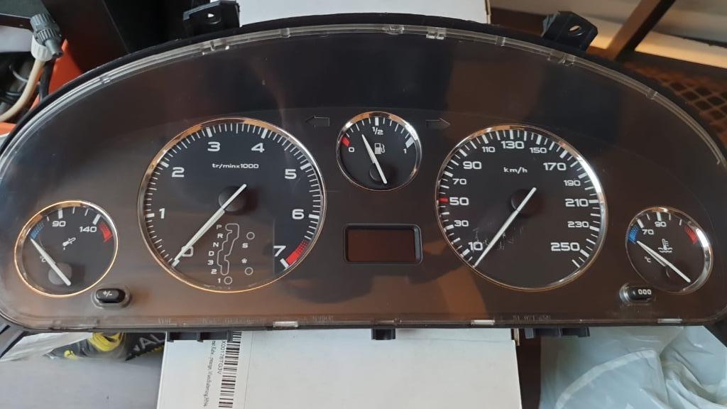 Snelheidsmeter Dashboard Peugeot 406 coupé, Auto-onderdelen, Ophalen of Verzenden, Gebruikt, Renault