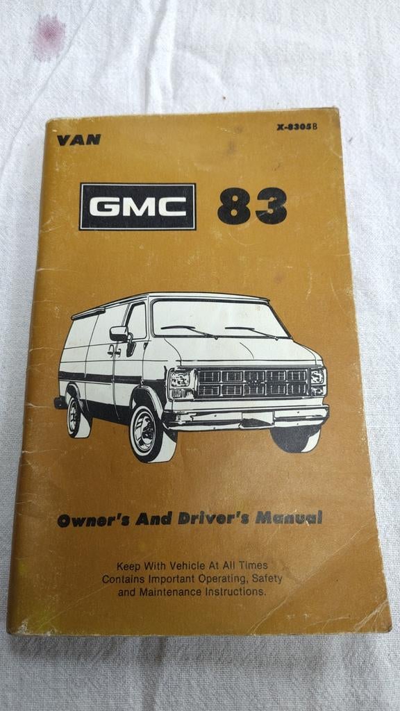 Owner and Drivers manual GMC 83. US edition., Ophalen of Verzenden