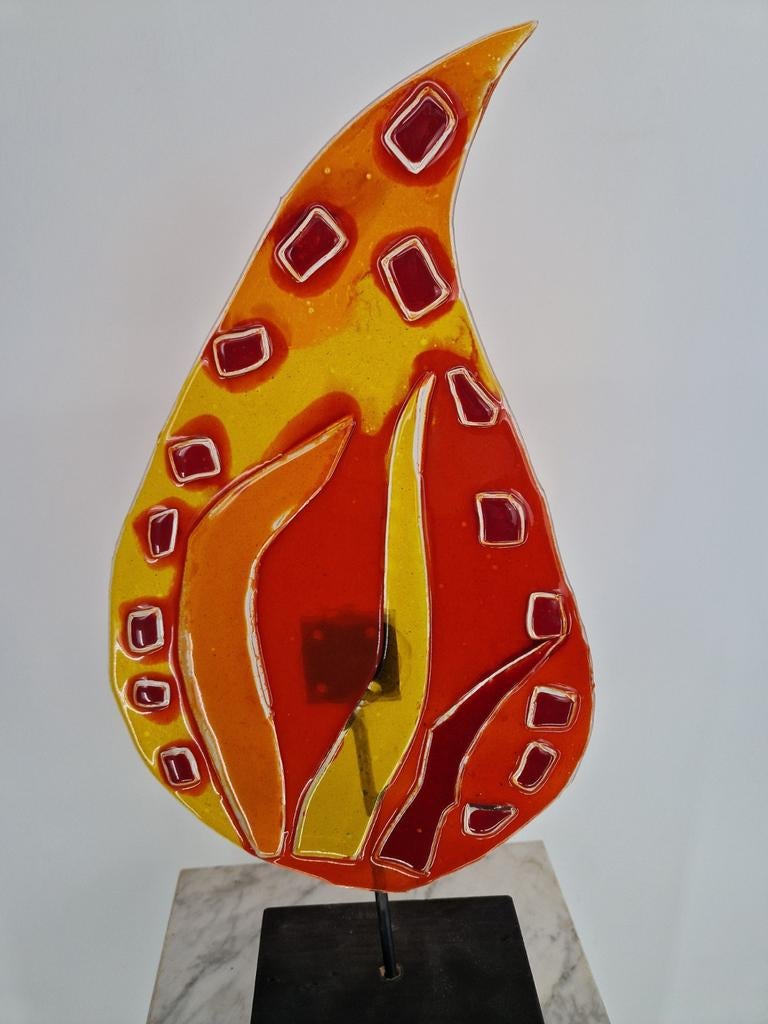 Abstracte vlam glaskunst object op sokkel | Glas | Decoratie, Ophalen of Verzenden