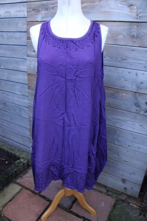 Jurk donkerpaars Bora FAshion mt XL Vaste prijs, Kleding | Dames, Bora Fashion, Paars, Maat 46/48 (XL) of groter, Ophalen of Verzenden