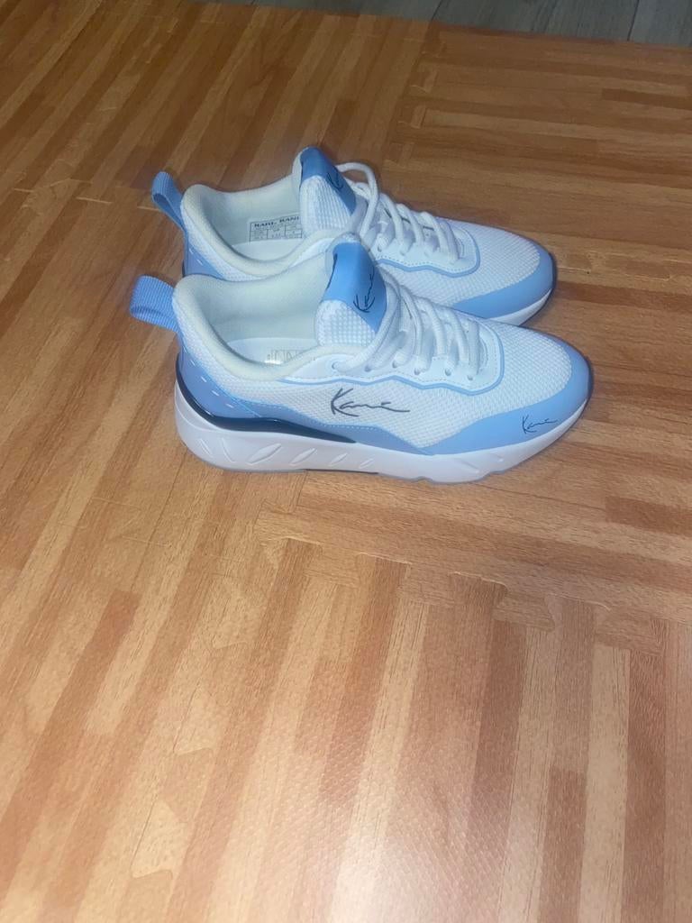 Meisjes schoenen verschilende maten, Ophalen of Verzenden, Nieuw, Wit, Sneakers of Gympen