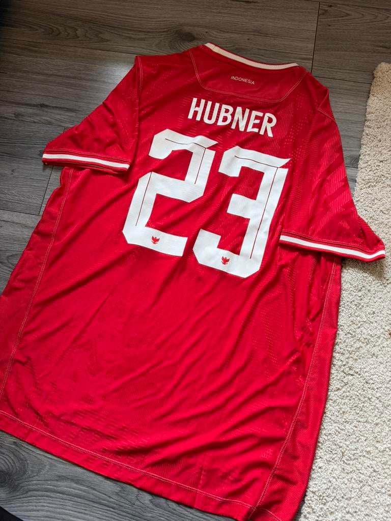 Hubner Indonesië Voetbalshirt, Verzamelen, Ophalen of Verzenden, Zo goed als nieuw, Overige binnenlandse clubs, Shirt
