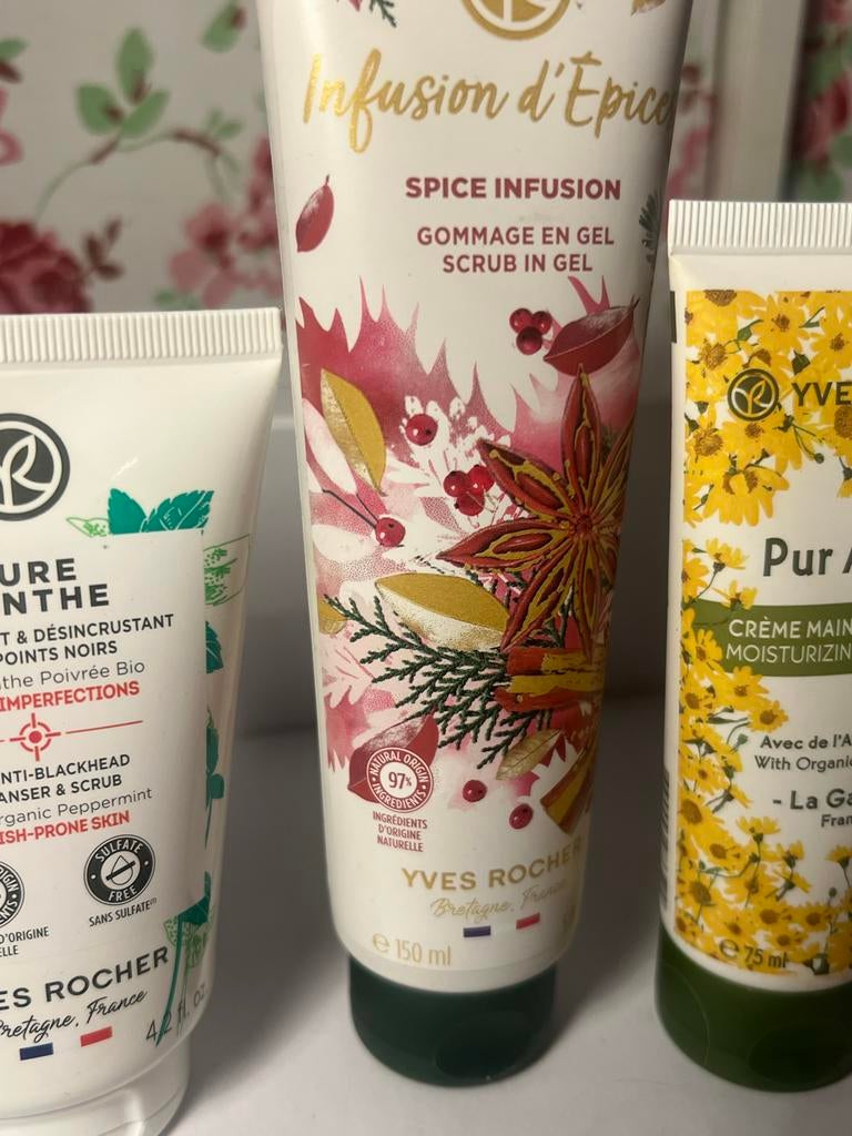 Yves Rocher Huidverzorgingsset, Verzenden, Nieuw, Bodylotion, Crème of Olie