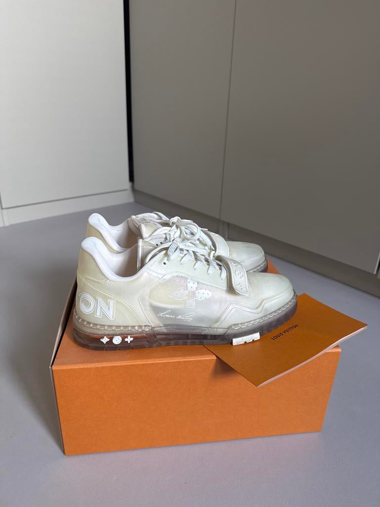 Louis Vuitton Sneakers - Maat 45 - Nieuwstaat, Kleding | Heren, Ophalen of Verzenden, Zo goed als nieuw, Wit, Sneakers of Gympen