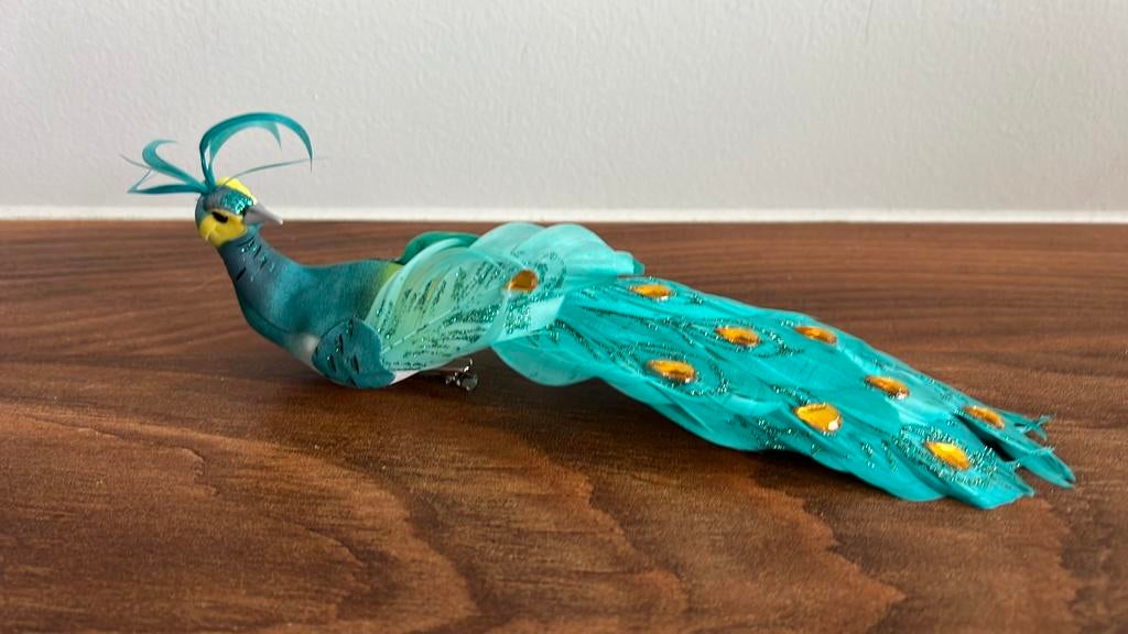 Pauw op clip decoratie carnaval, Overige materialen, Minder dan 4 cm, Ophalen of Verzenden, Zo goed als nieuw