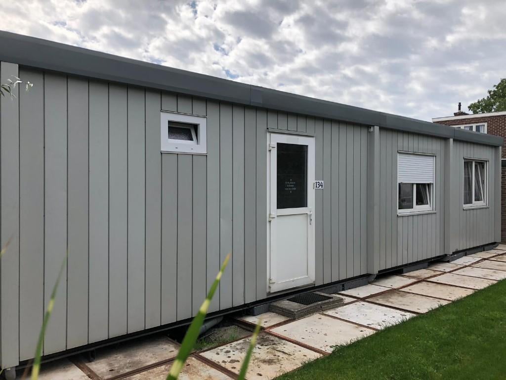 Te Huur Zeer Luxe Woonunit van 96m² 4 slaapkamers, Ophalen