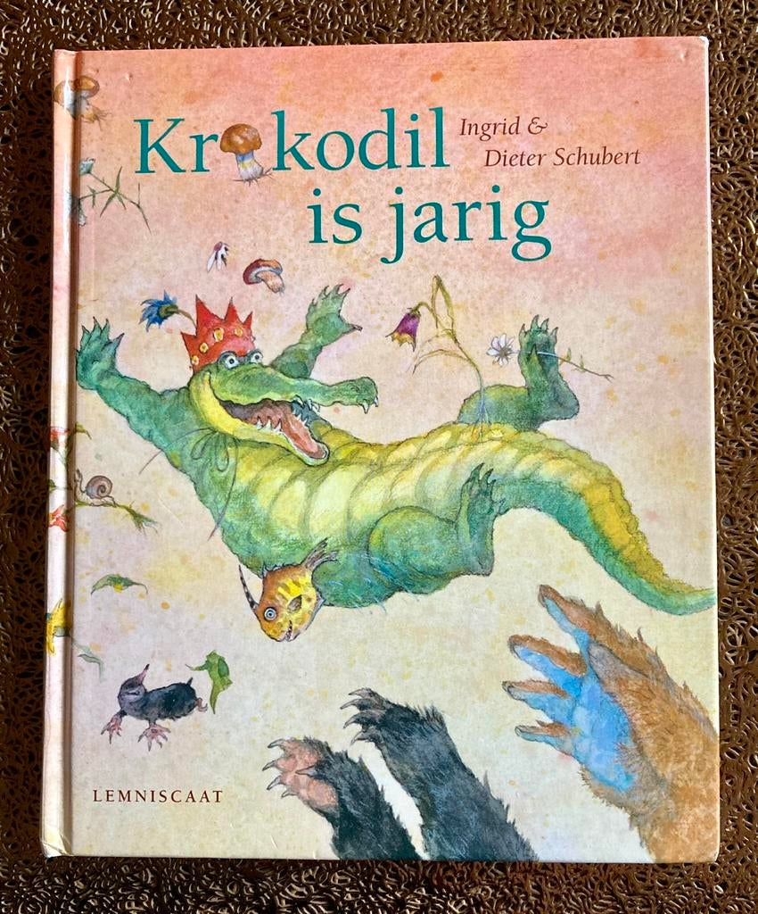 Krokodil is jarig, Ophalen of Verzenden, Zo goed als nieuw