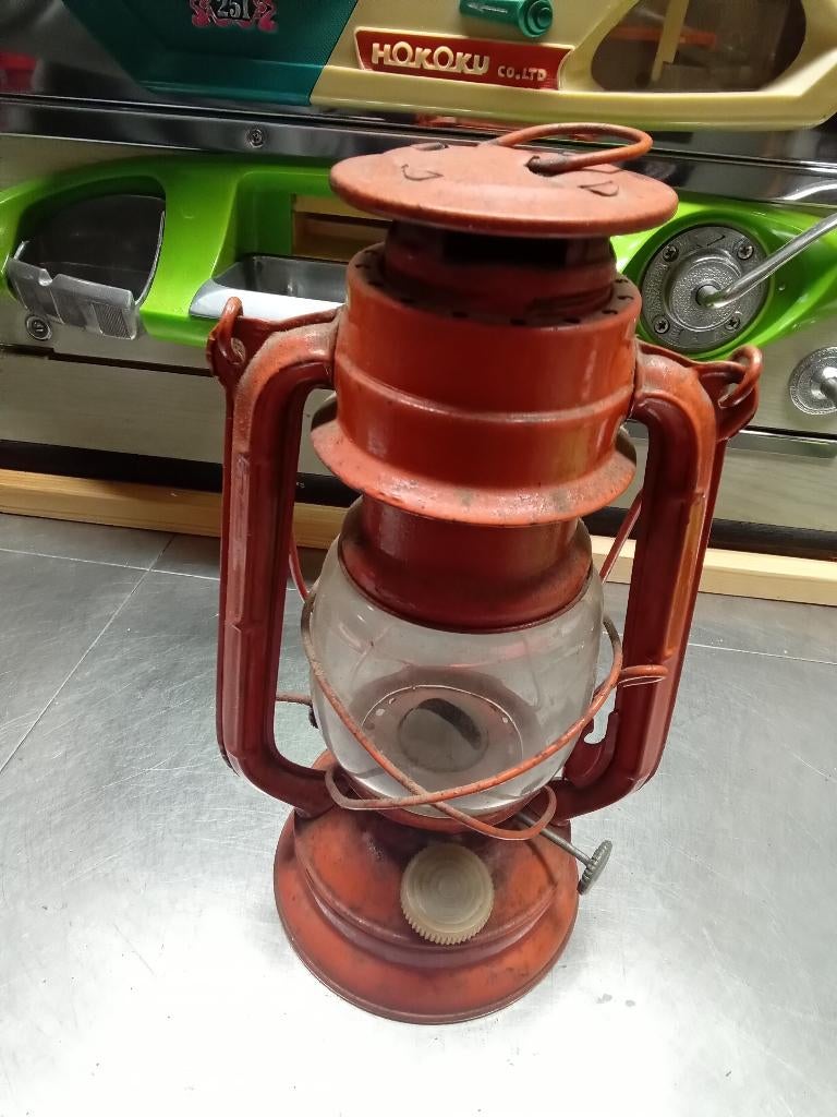 Stormlantaarn Winged wheel 400 Japan, Ophalen