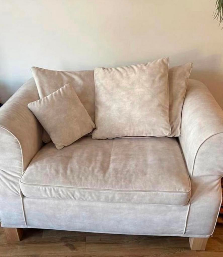 Nette Loveseat te koop, Huis en Inrichting, Fauteuils, Ophalen, Loveseat, Zo goed als nieuw, Stof