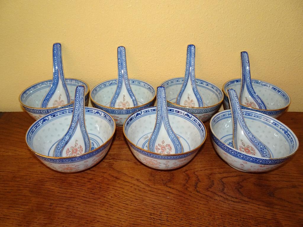 7 Ch. rijstkorrel soep/rijstkommen met bijpassende lepels, Huis en Inrichting, Keuken | Servies, Ophalen of Verzenden, Zo goed als nieuw