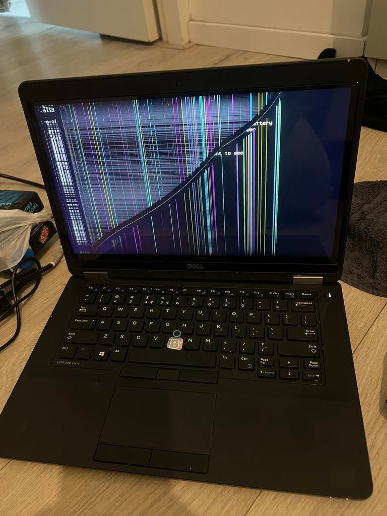 Defecte Dell Laptop - Onderdelen of Reparatie, Computers en Software, Windows Laptops, Niet werkend, 14 inch, SSD, Onbekend, 8 GB