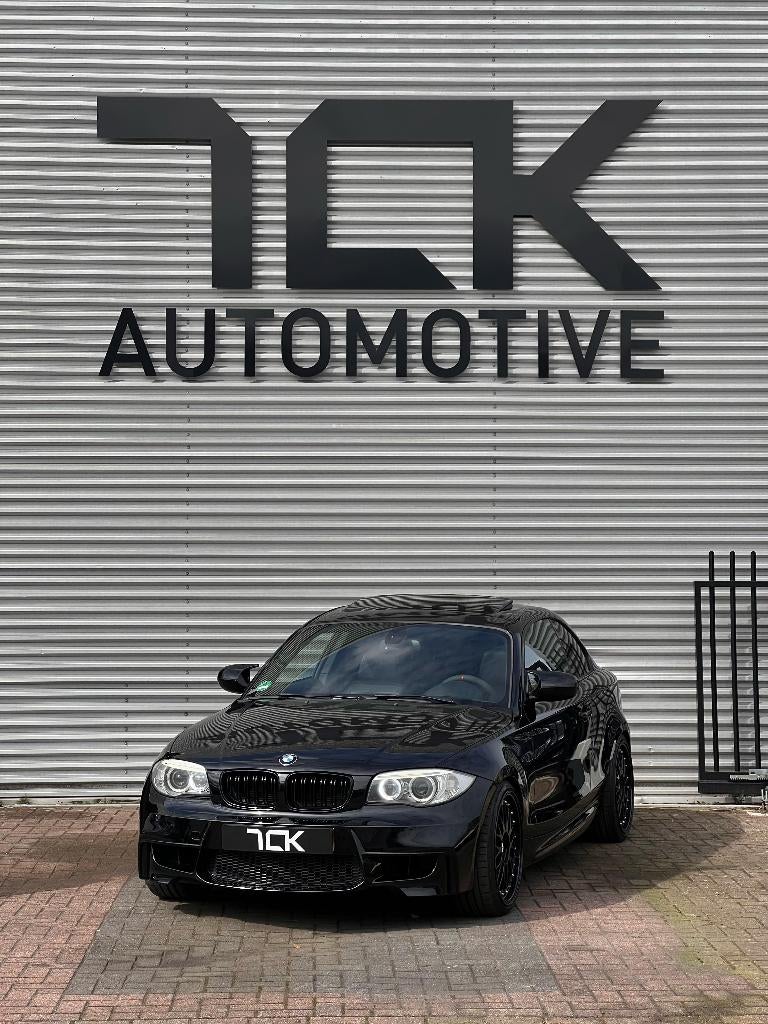 BMW 1 Serie E82 | 2011 | N55 | DCT | Zeer compleet | 306PK, Auto's, BMW, Achterwielaandrijving, Zwart, 4 stoelen, Zwart