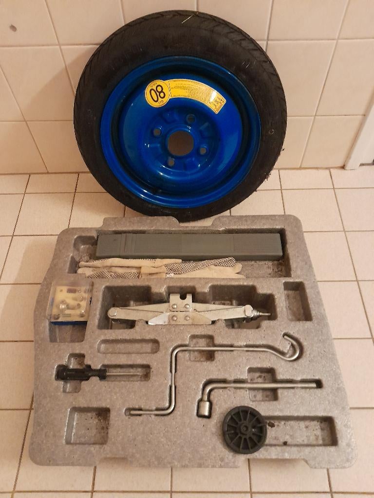 KRIKSET + RESERVEWIEL - Origineel - CHEVROLET MATIZ - M200, Auto diversen, Ophalen of Verzenden